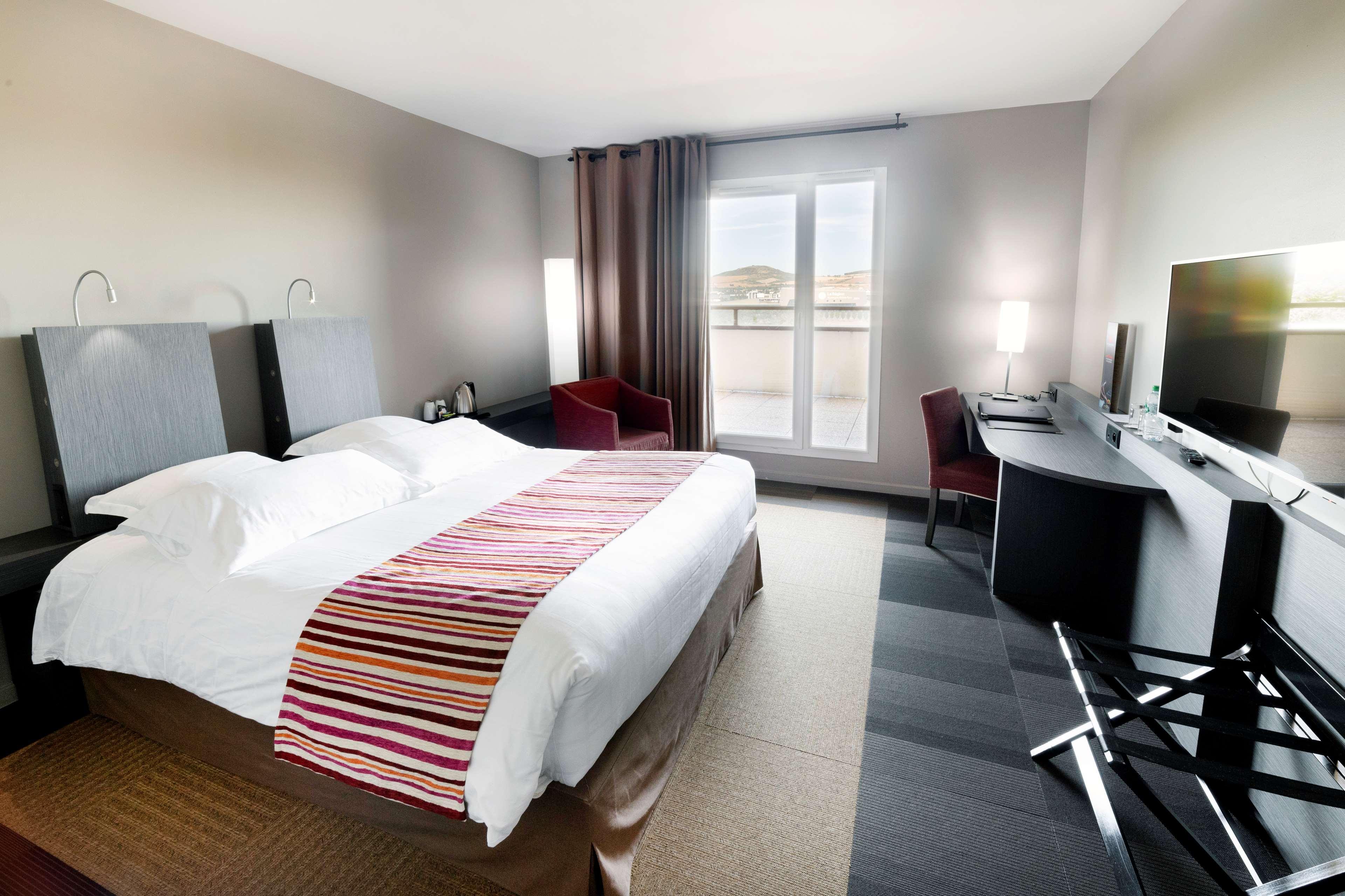 Best Western Plus Hotel Gergovie Perignat-les-Sarlieve Exteriér fotografie
